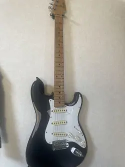 FENDER STRATCASTER SERIAL