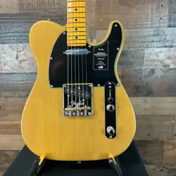 FENDER AMERICAN PROFESSIONAL II TELECASTER, MAPLE FRETBOARD, BUTTERSCOTCH BLOND