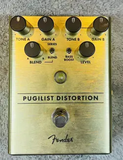 FENDER PUGILIST DISTORTION PEDAL W/ MANUAL