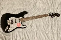 SQUIER BY FENDER STANDARD STRATOCASTER SAFE PACKING!