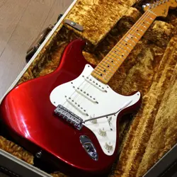 (FREE SHIPPING) FENDER ERIC JOHNSON STRATOCASTER CANDY APPLE RED