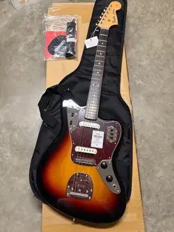 TRADITIONAL 60â€™S JAGUAR