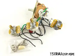 LEFTY FENDER PLAYER II STRATOCASTER STRAT SERIES POTS + 5 WAY SWITCH ASSEMBLY.