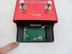 DISTORTION EFFECT PEDAL