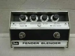 DISTORTION EFFECT PEDAL MODEL FENDER BLENDER FENDER E9K01