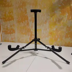 FRAME FOLDING GUITAR