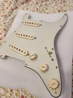 2021 FENDER AMERICAN ORIGINAL '60S STRATOCASTER LOADED PICKGUARD MINT GREEN