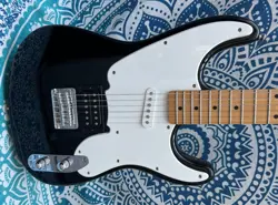 SQUIER BY FENDER '51 BLACK  ELECTRIC GUITAR