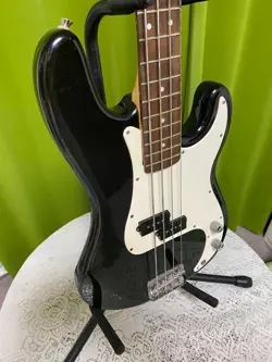 BUSKER'S JAZZ BASS