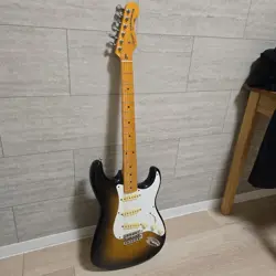 SQUIER BY FENDER STRATOCASTER E SERIAL JAPAN VINTAGE FROM JAPAN