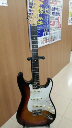 FENDER JAPAN STRATOCASTER ST43 3TS
