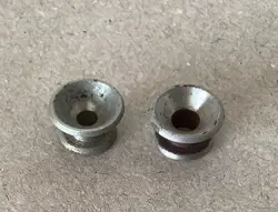 VINTAGE FENDER STRAP BUTTONS