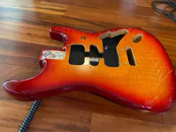 CHERRY SUNBURST BODY