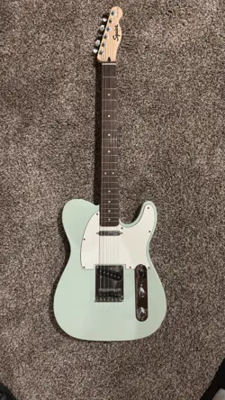 SQUIER (BY FENDER) LIMITED EDITION BULLET TELECASTER SURF GREEN