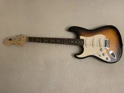 SQUIER 6-STRING ELECTRIC