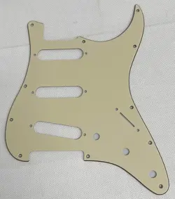 VINTAGE YELLOW 3-PLY FENDER US STRATOCASTER START SSS 11 HOLE GUITAR PICKGUARD