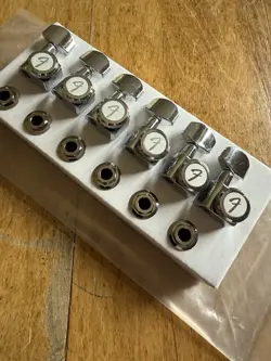 PIN FOR STRATOCASTER