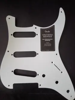 50'S STRATOCASTER 8-HOLE