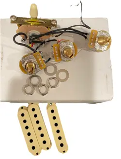 HARNESS AND KNOBS:COVERS