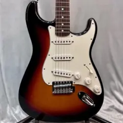 STRATOCASTER 'MOD.' BROWN