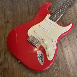 STRATCASTER USED
