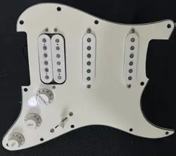 PICKGUARD 2018 PARCHMENT