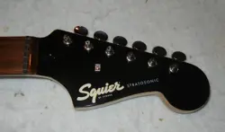 FENDER SQUIER STRATOSONIC