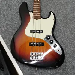 FENDER AM STD