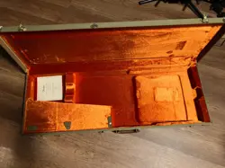 FENDER YNGWIE MALMSTEEN STRAT HARD SHELL CASE