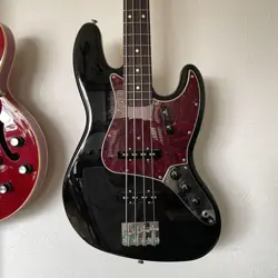 FENDER VINTERA® II 60S JAZZ BASS®. SAFE PACKING!