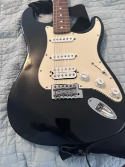 2003 FENDER STRATOCASTER