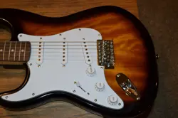 FENDER STRATOCASTER AFFINITY