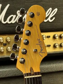 II STRATOCASTER -MIAMI