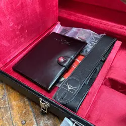 POSTMODERN STRATOCASTER JOURNEYMAN