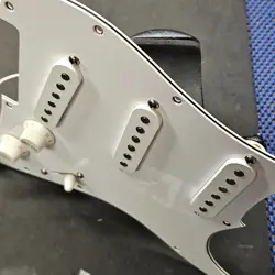 PICKGUARD ALNICO USA