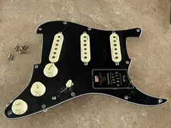 SET FENDER ULTRA LUXE STRATOCASTER GUITAR LOADED PICKGUARD PICKUPS NOISELESS