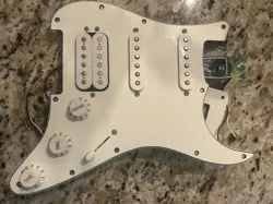 HSS STRATOCASTER PLAYER