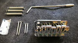 MEXICO STRATOCASTER TREMOLO