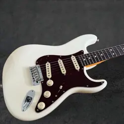 2024 FENDER AMERICAN PROFESSIONAL II STRATOCASTER - OLYMPIC WHITE