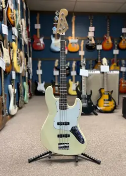BASS 1989 CREAM