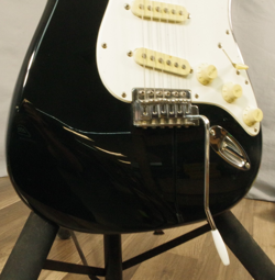 STRATOCASTER SQUIER SERIES