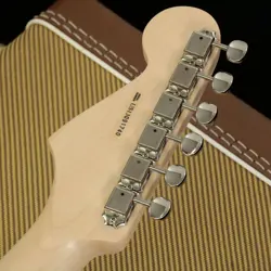 CLAPTON STRATOCASTER WITH