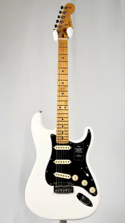 II STRATOCASTER -POLAR