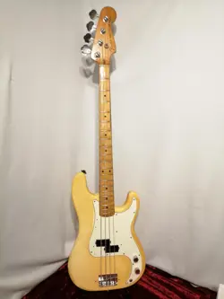FENDER 1980PRECISION