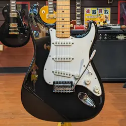 STANDARD STRATOCASTER 2000