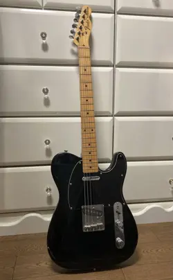 GUITAR 1984-87 COLLECTIBLE