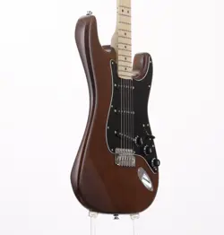 SPECIAL STRATOCASTER WALNUT