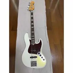 FENDER USA AMERICAN ULTRA  JAZZ BASS NO.LG687