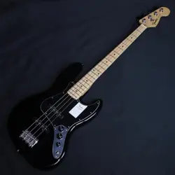 FENDER / STANDARD JAZZ BASS MAPLE FINGERBOARD BLACK PICKGUARD BLACK