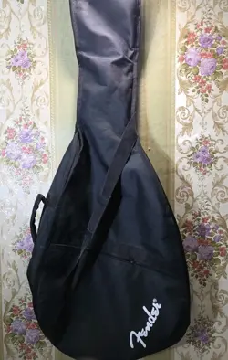 FENDER BLACK GIG BAG SOFT CASE WITH SHOULDER STRAP FOR ELECTRIC GUITAR CLEAN